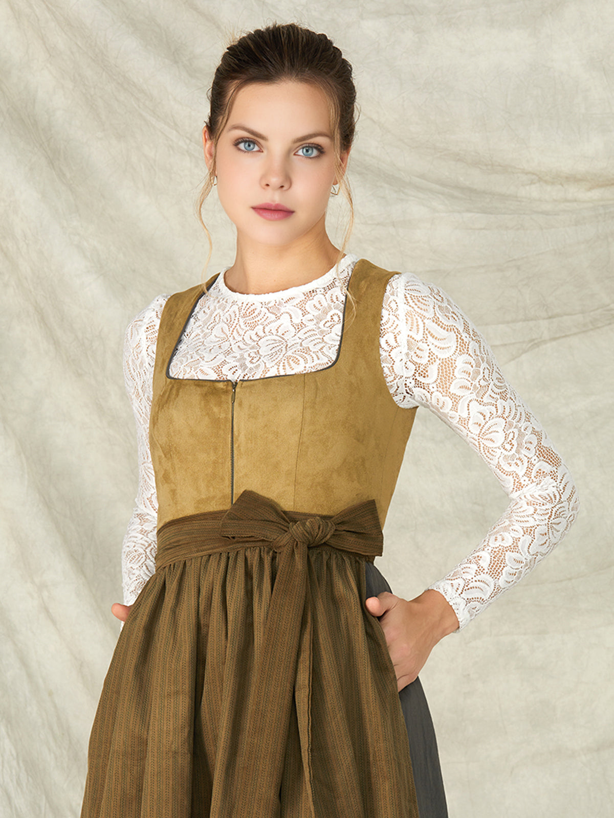 Women's Traditional Dress - KARLE