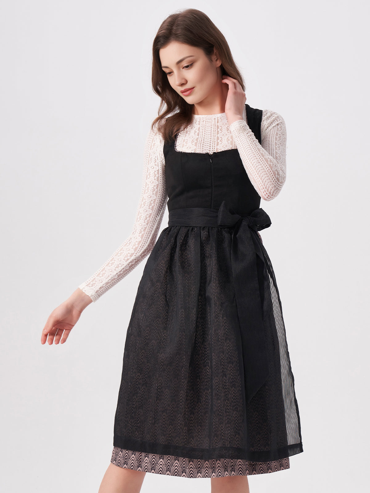 Women's Traditional Dress - VERONIKA IN SCHWARZES